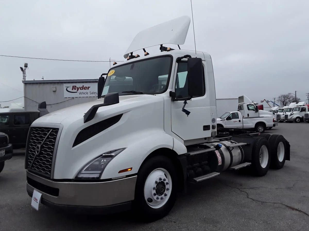 2019 Volvo VNL 860