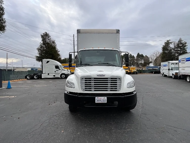 2021 Freightliner M2 106 - image 2