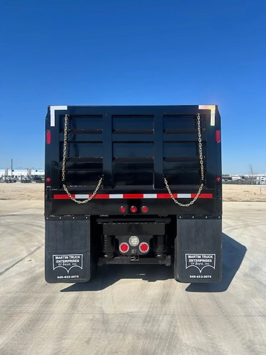 2021 Freightliner 122SD in Fort Worth, TX — photo 4