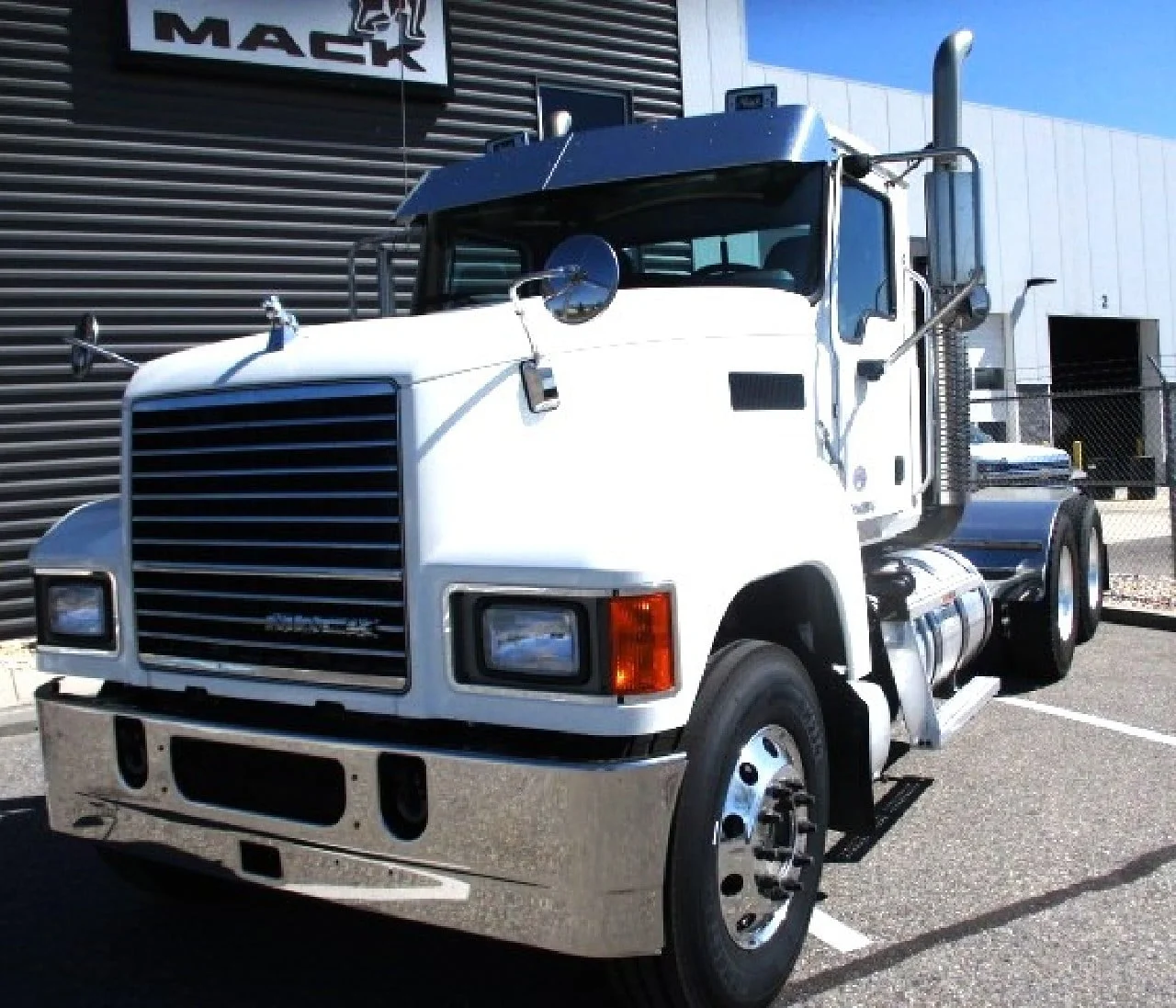 2018 Mack Pinnacle
