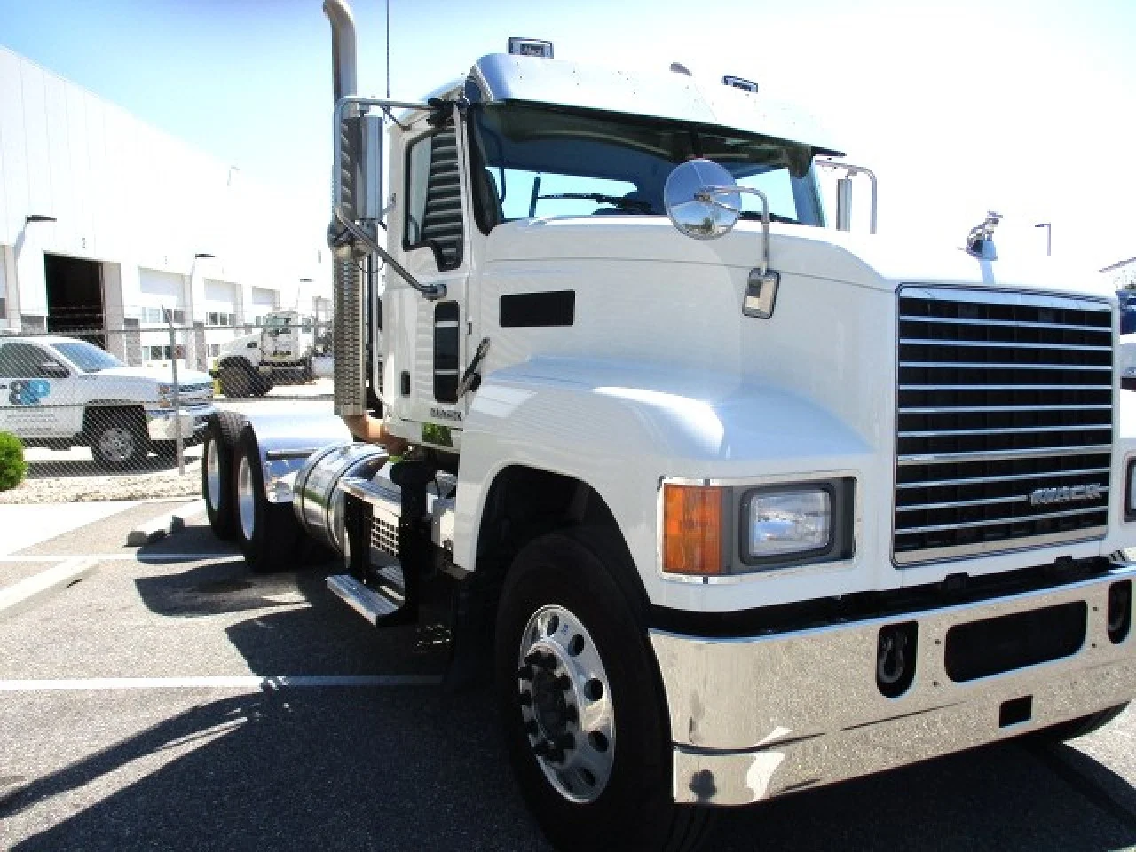 2018 Mack Pinnacle in Hagerstown, MD — photo 3