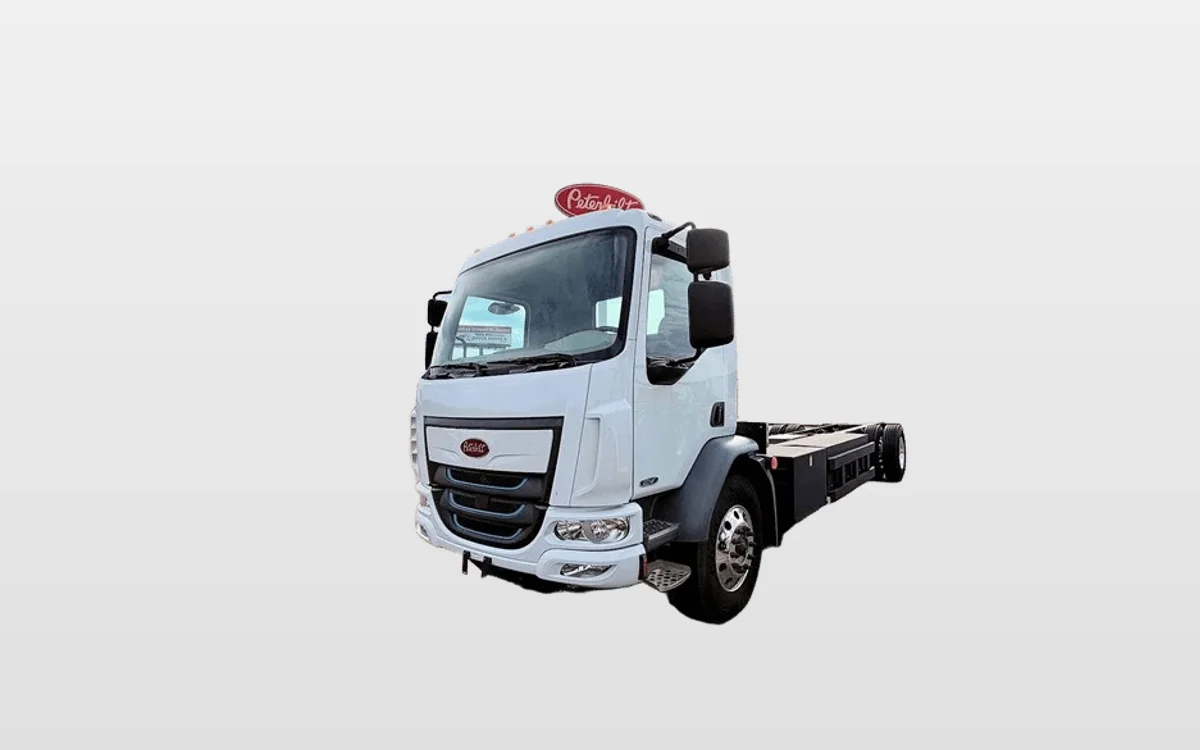 2025 Peterbilt 220EV - image 1