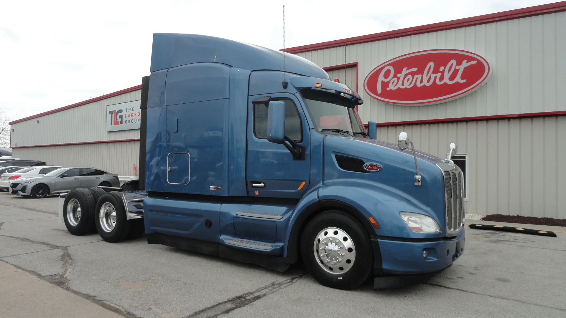 2021 Peterbilt 579 in O'fallon, MO — photo 2