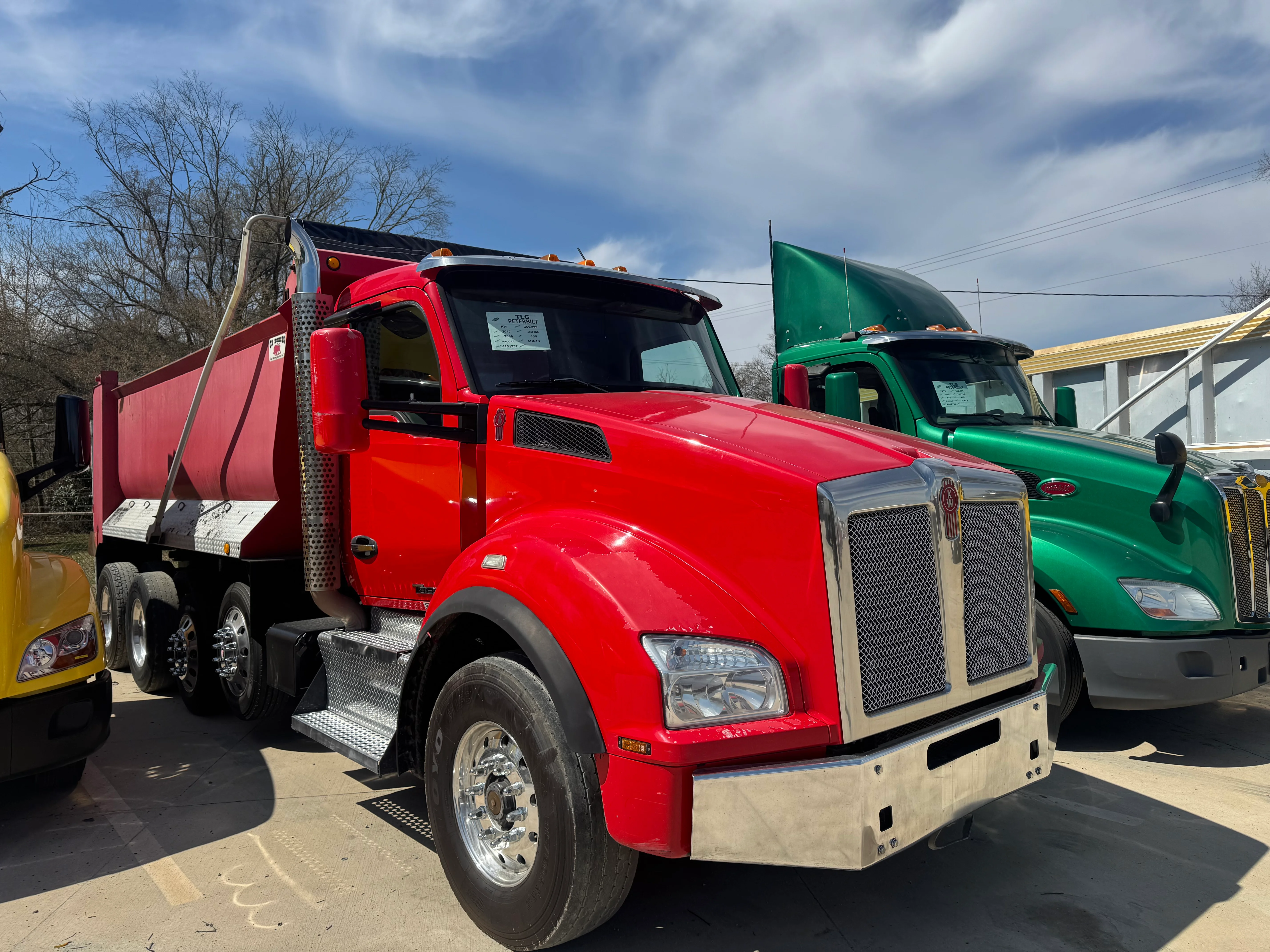 2017 Kenworth T880 in Raleigh, NC — photo 2
