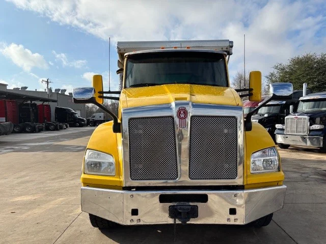 2017 Kenworth T880 - image 6