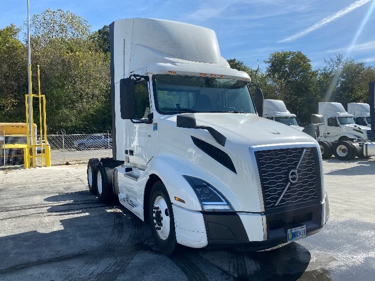 2020 Volvo VNL 300 in Bessemer, AL