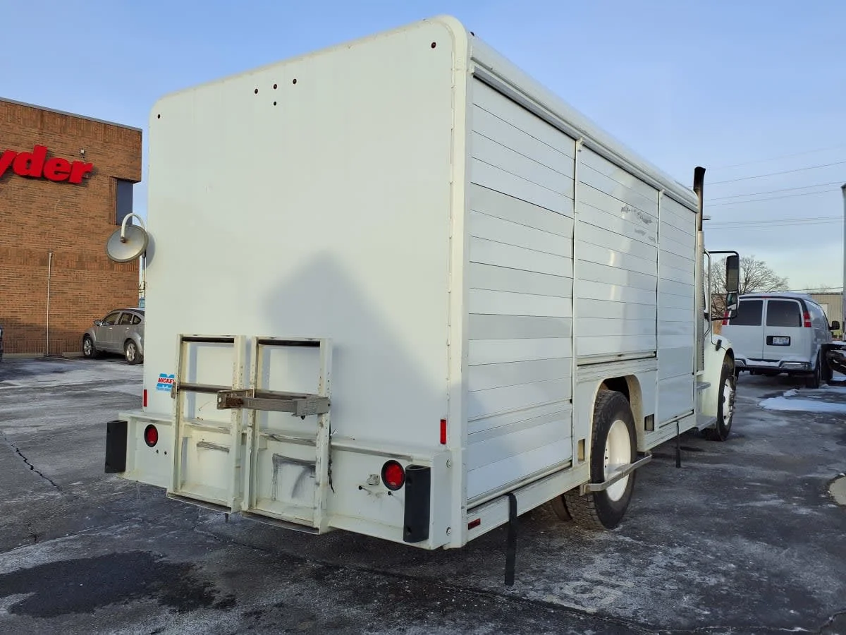 2019 Freightliner M2 106 in Taylor, MI — photo 4