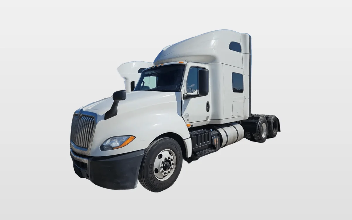 2020 International - image 1