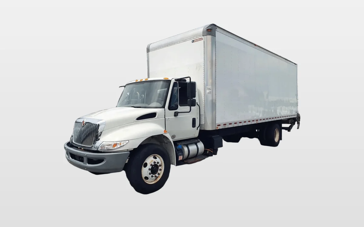 2018 International 4300 - image 1