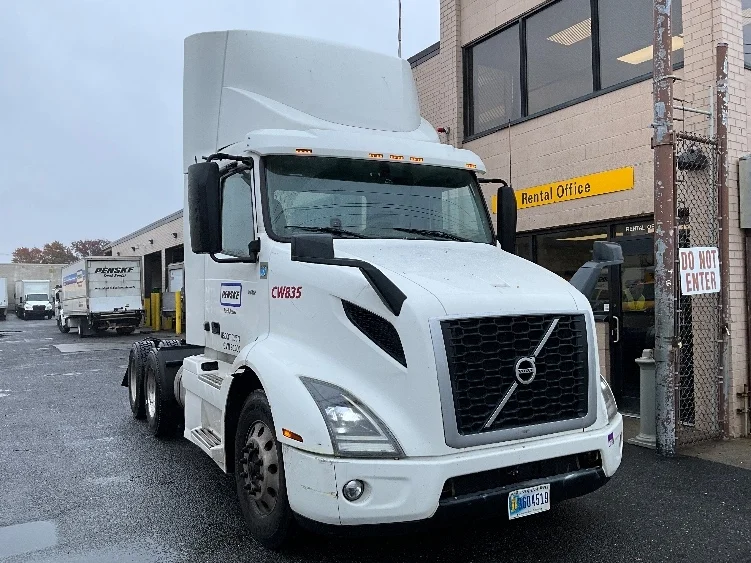 2020 Volvo VNR 640 in New Bedford, MA