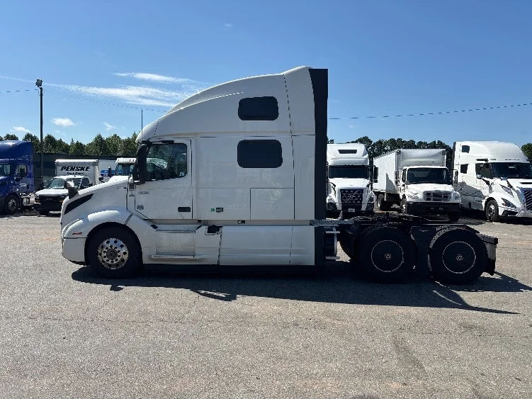 2024 Volvo in Greensboro, NC — photo 4