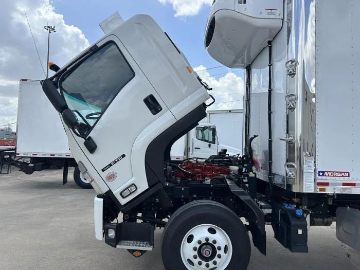 2026 Isuzu FTR — photo 20