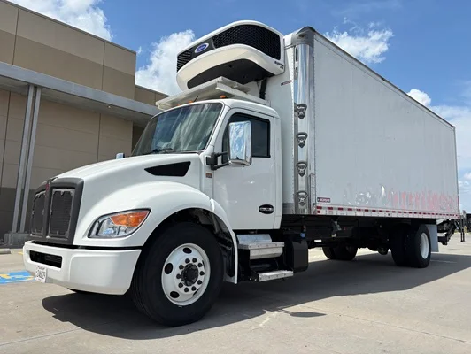 2024 Kenworth T380 in Omaha, NE — photo 2