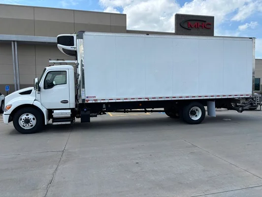 2024 Kenworth T380 in Omaha, NE — photo 10