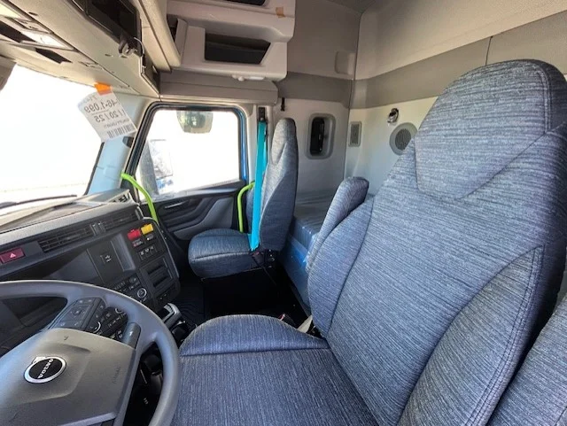 2026 Volvo in Commerce City, CO — photo 9