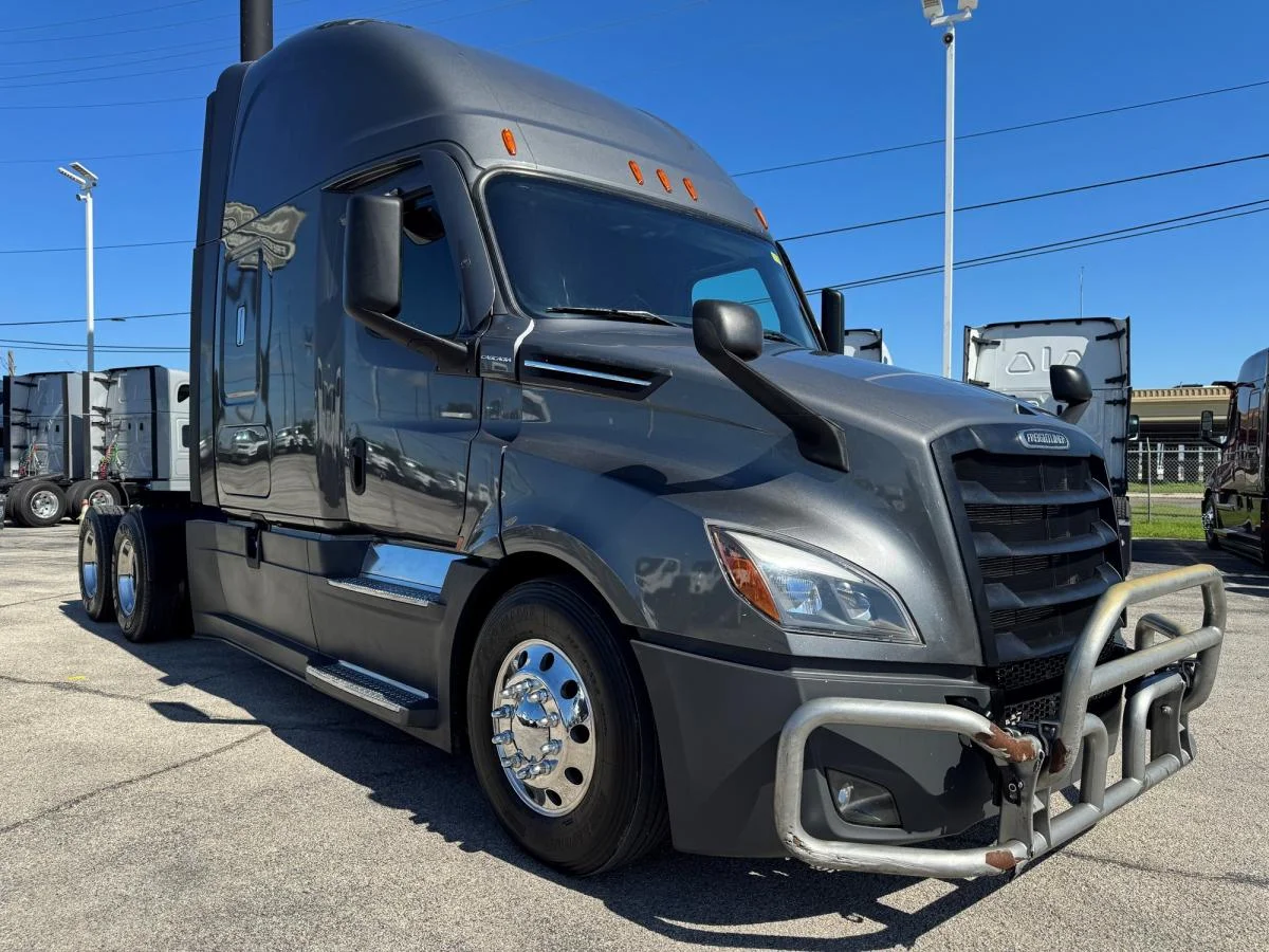 2023 Freightliner Cascadia in San Antonio, TX