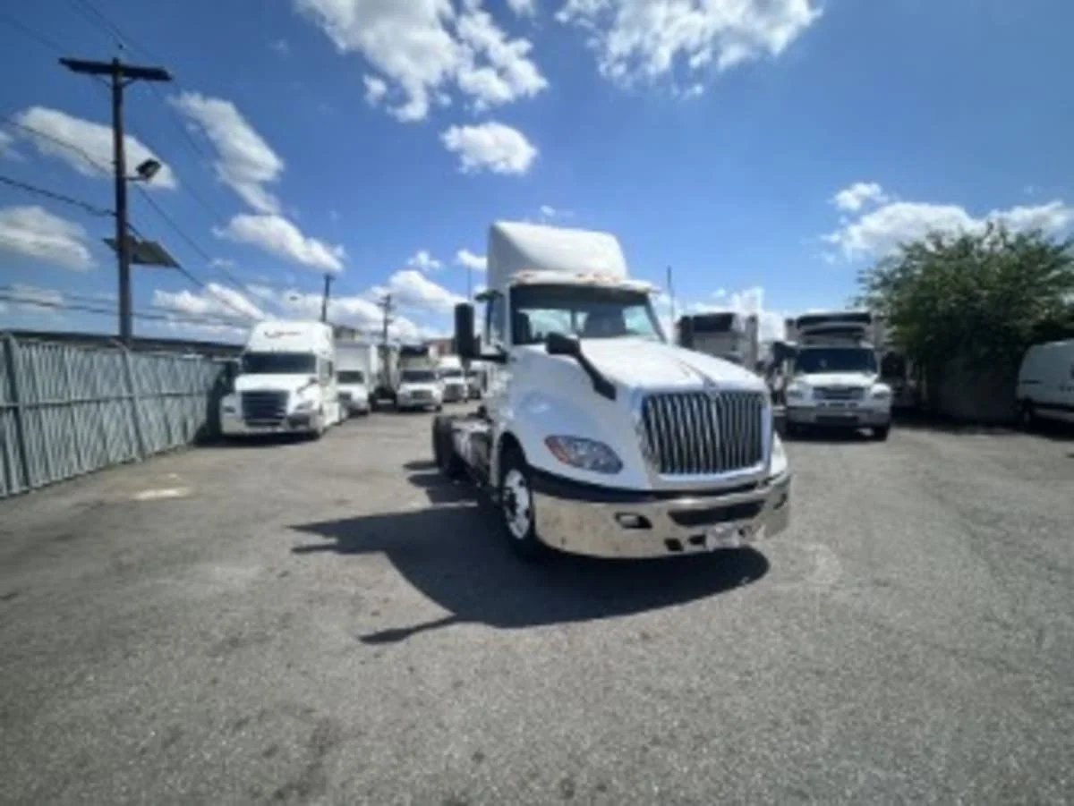 2019 International LT in Newark, NJ