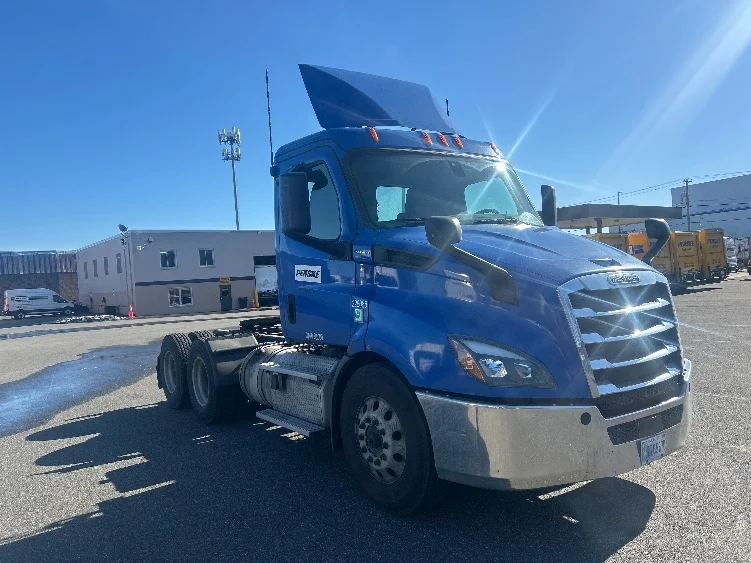 2019 Freightliner Cascadia in North Bergen, NJ