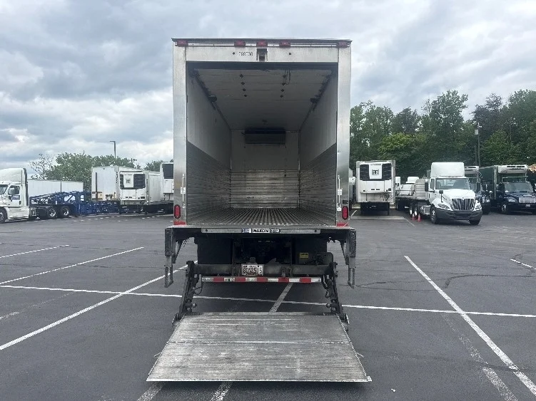 2019 Freightliner eM2 in Jessup, MD — photo 8