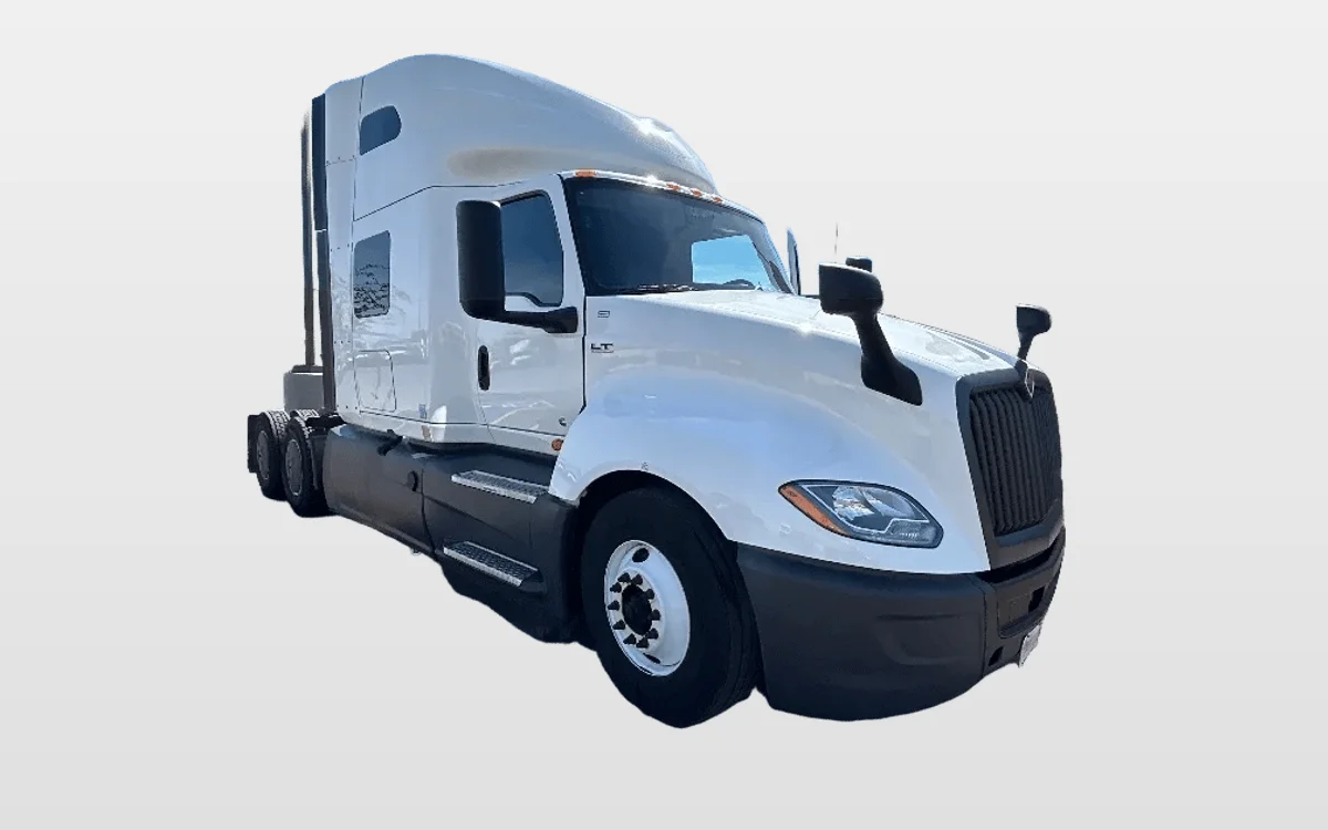 2023 International LT - image 1