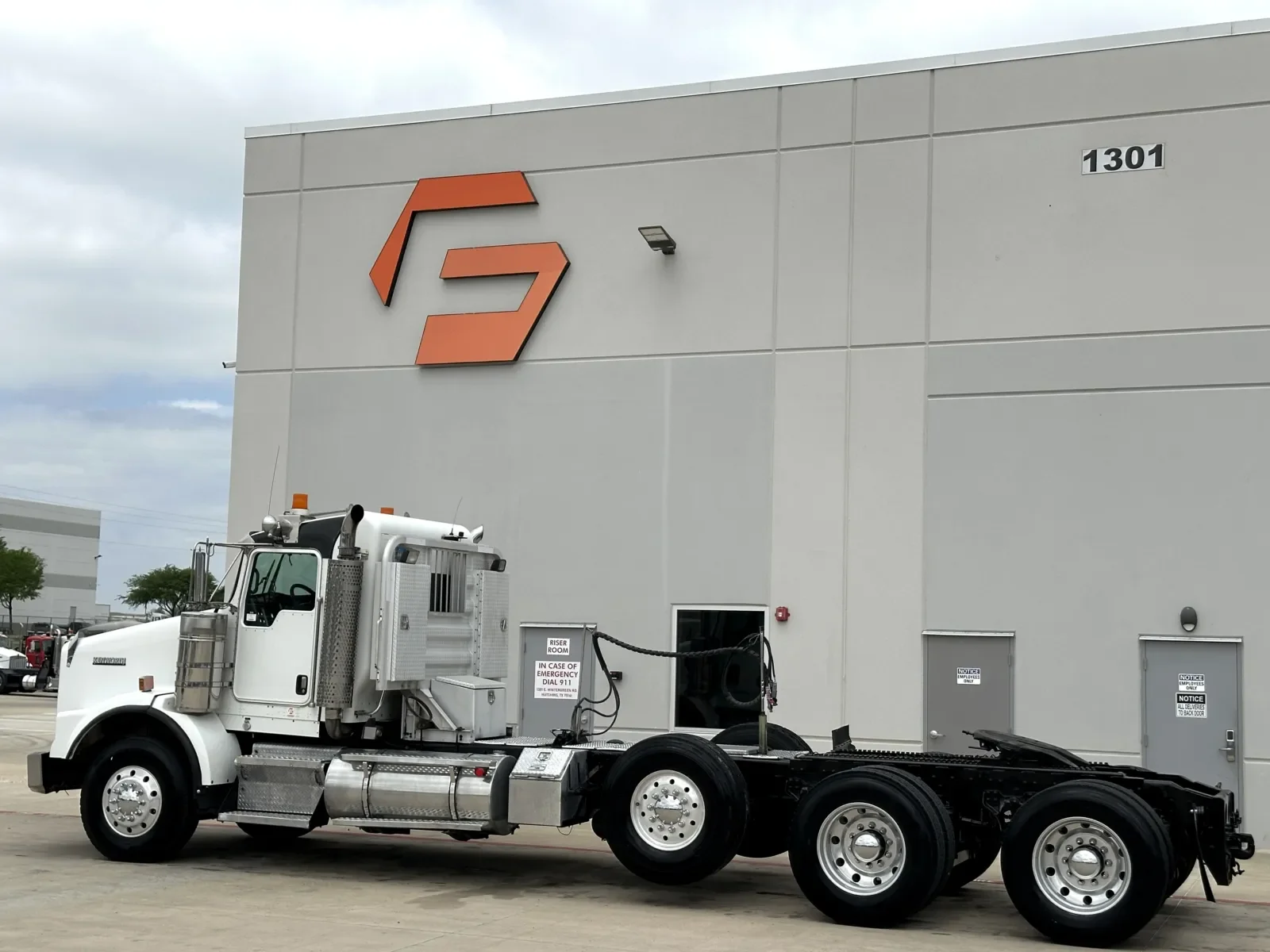 2007 Kenworth T800 in Hutchins, TX — photo 6