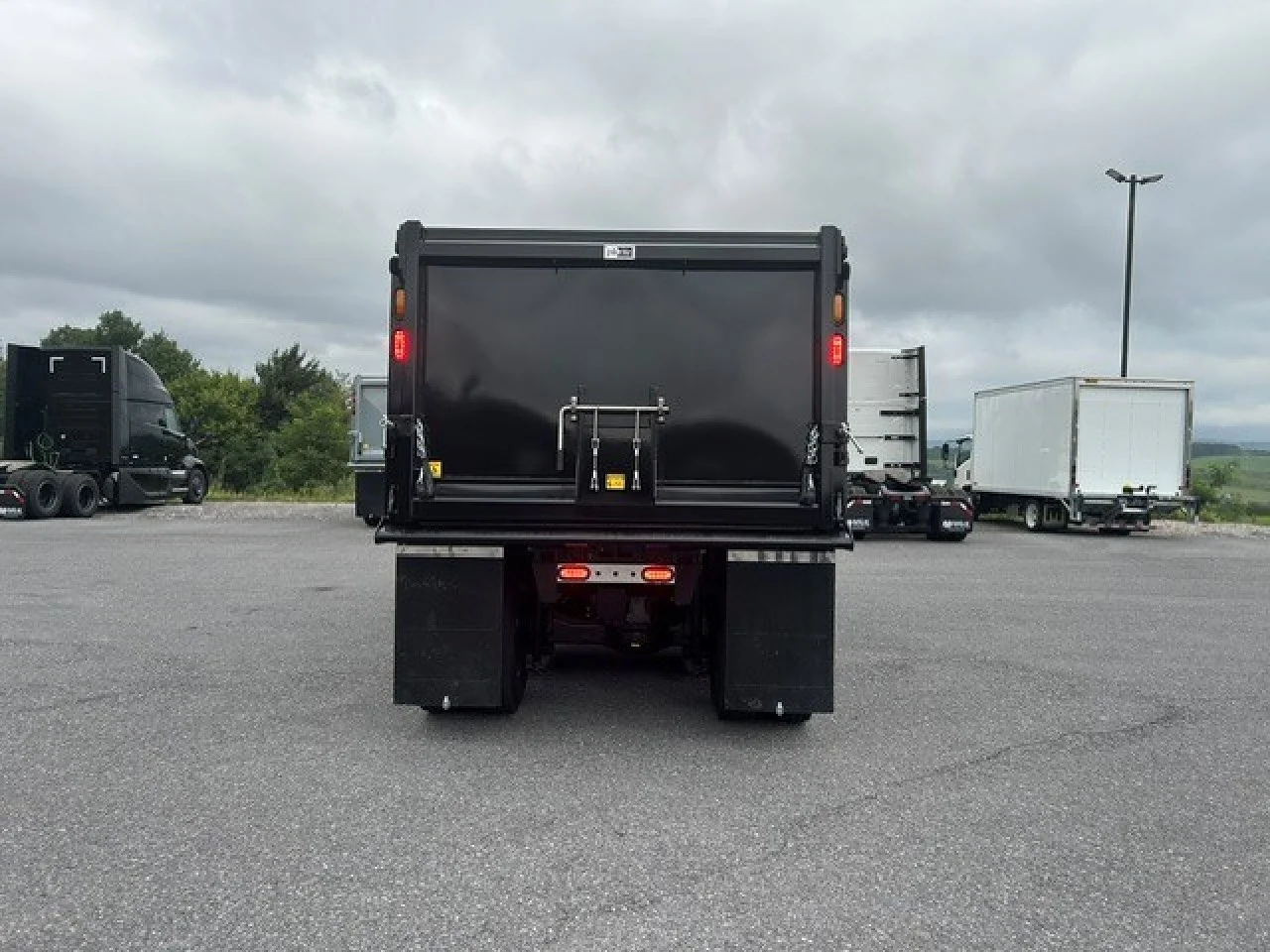 2027 Mack Granite in Altoona, PA — photo 4