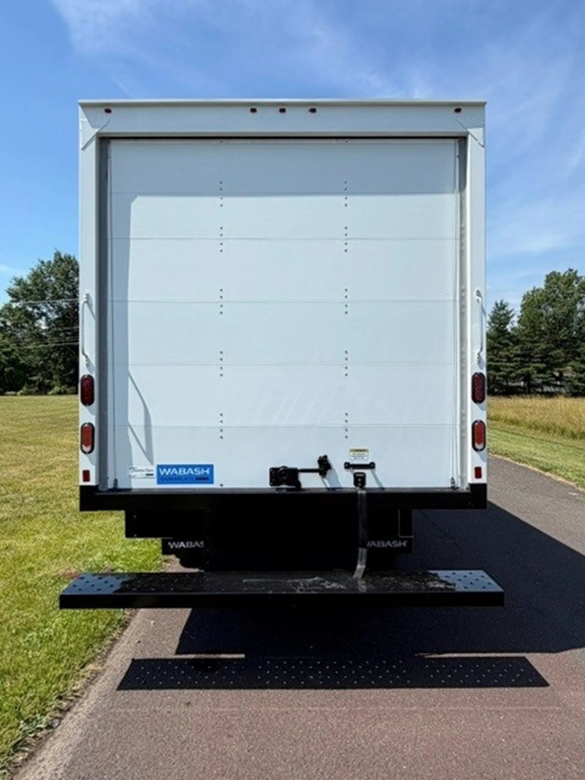 2026 Isuzu in Souderton, PA — photo 2