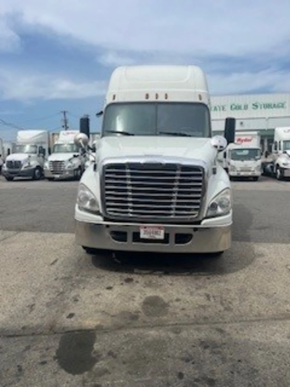2019 Freightliner Cascadia in Kearny, NJ — photo 2