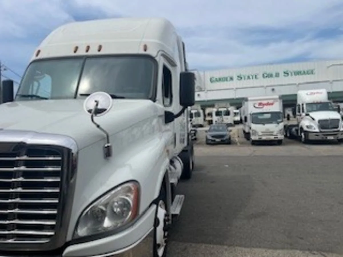 2019 Freightliner Cascadia in Kearny, NJ — photo 3