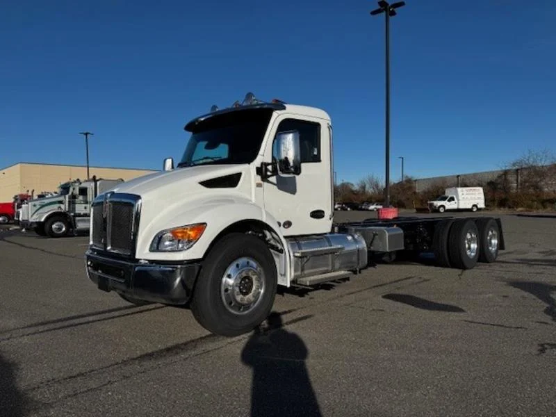 2025 Kenworth T480 in Medford, NY
