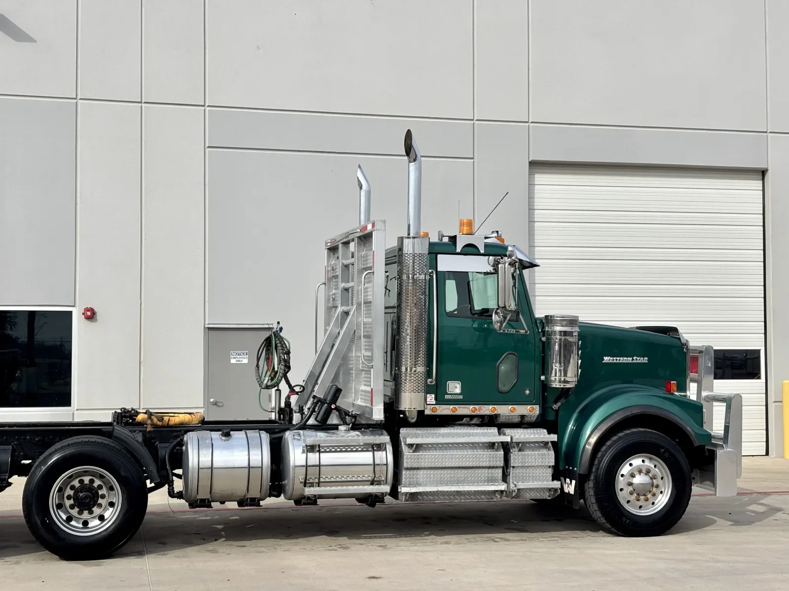 2022 Western Star 4900 - image 7