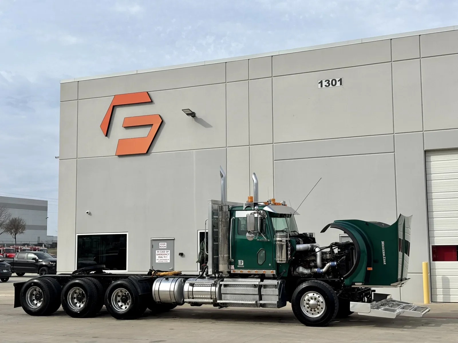 2022 Western Star 4900 in Hutchins, TX — photo 9