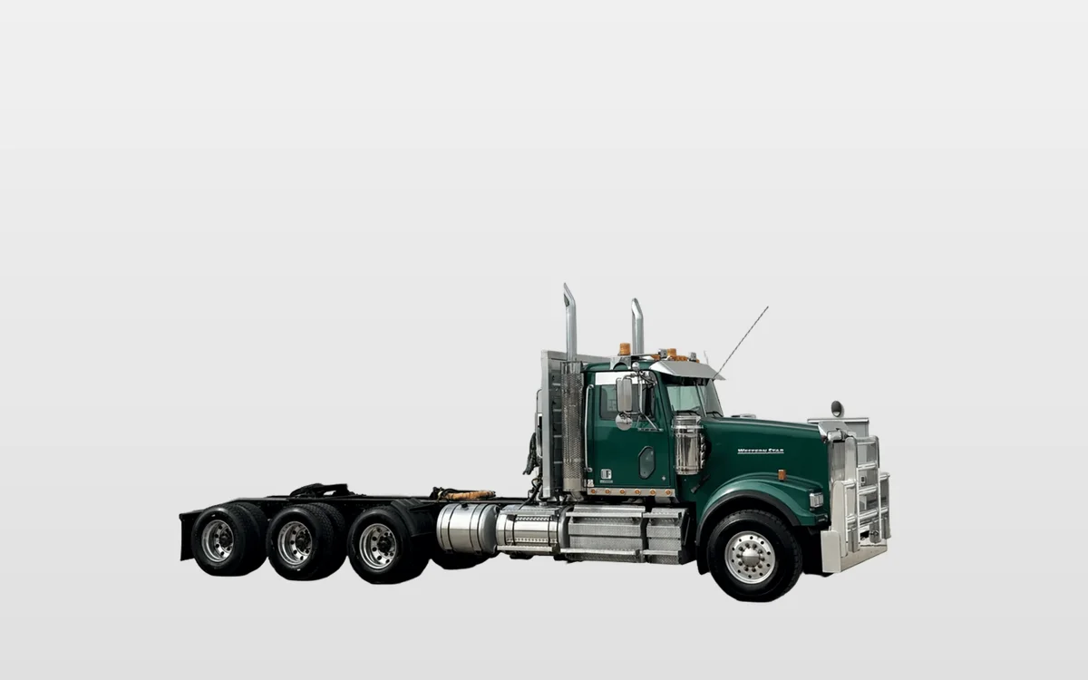 2022 Western Star 4900 - image 1
