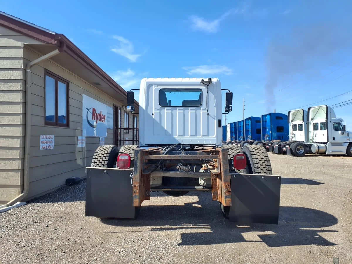 2017 Hino 268 in Commerce City, CO — photo 5