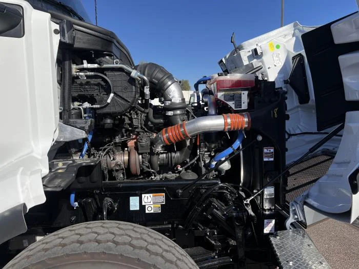 2026 Peterbilt 567 - image 8