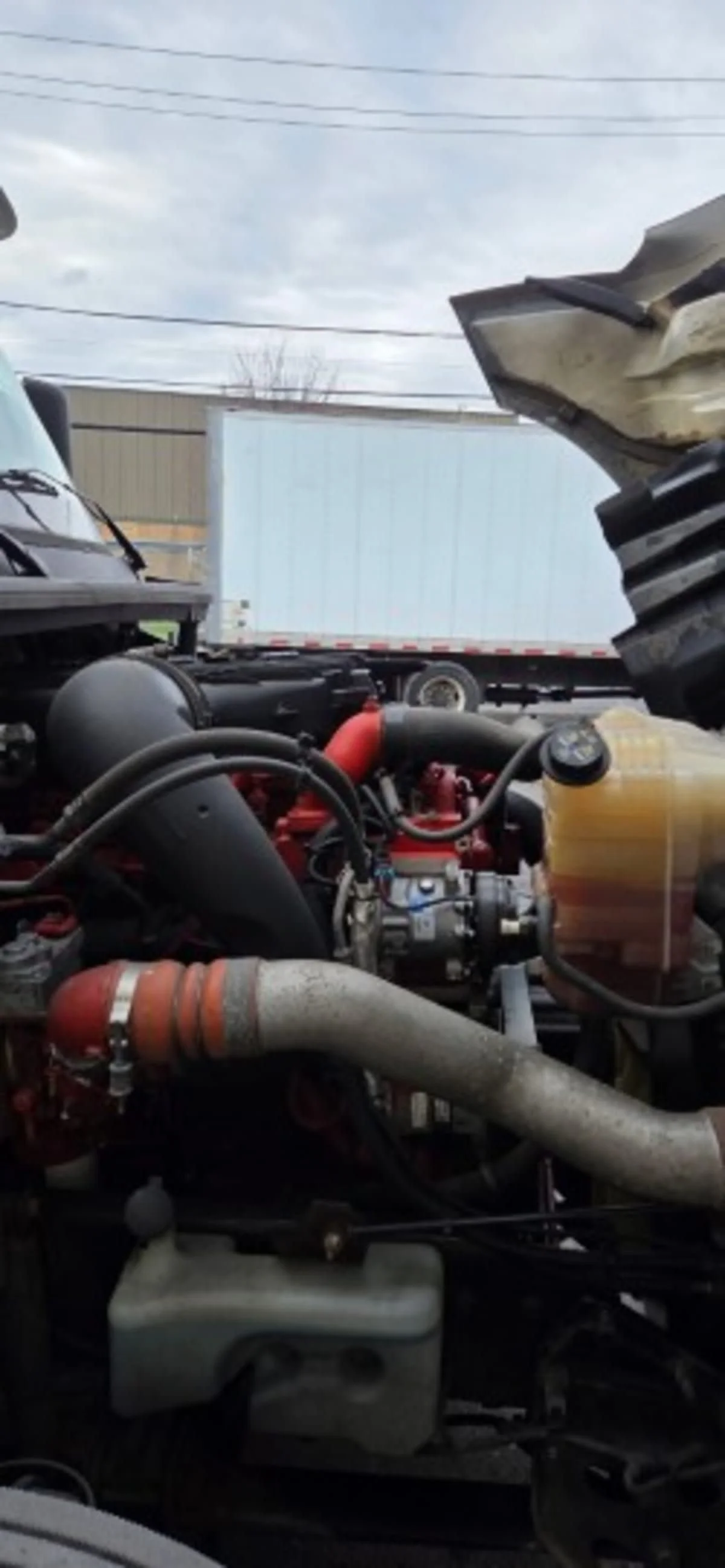 2020 International LT - image 10