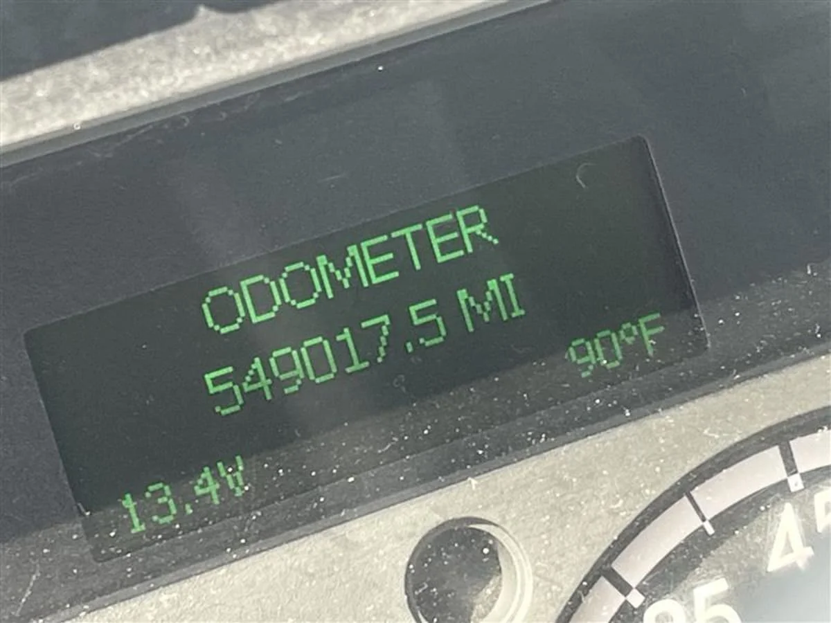 2018 Freightliner Cascadia - image 9