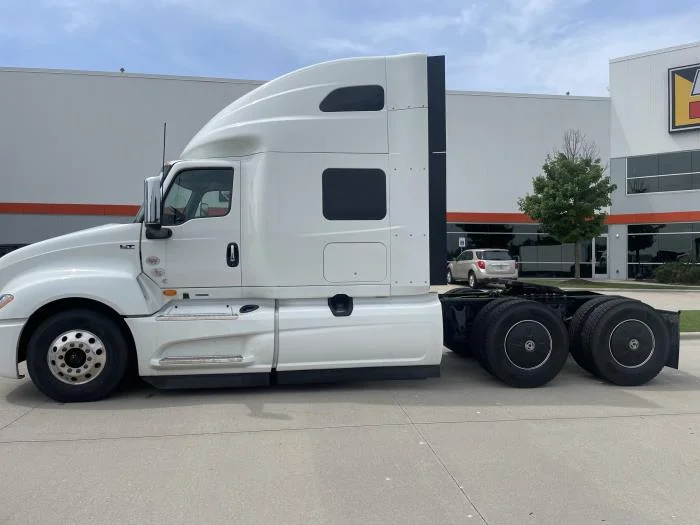 2026 International LT - image 3