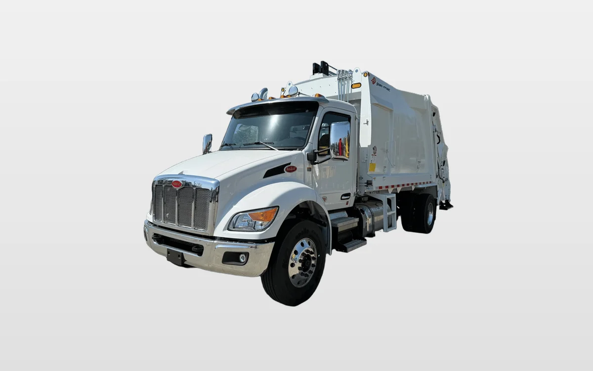 2025 PETERBILT 537 - image 1