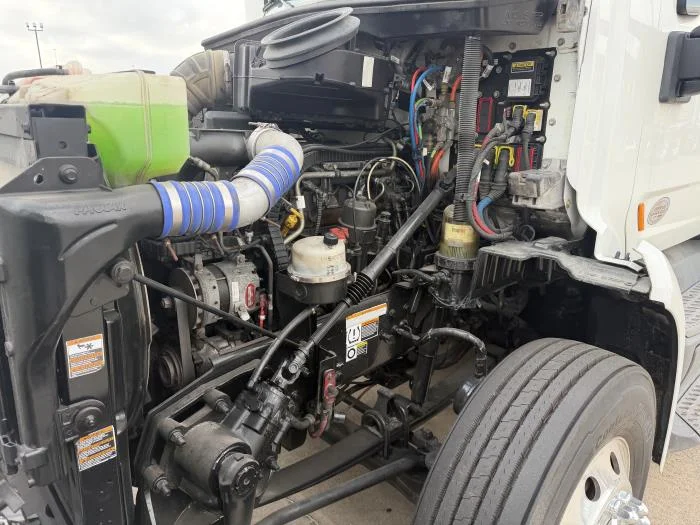 2021 Peterbilt 579 - image 17