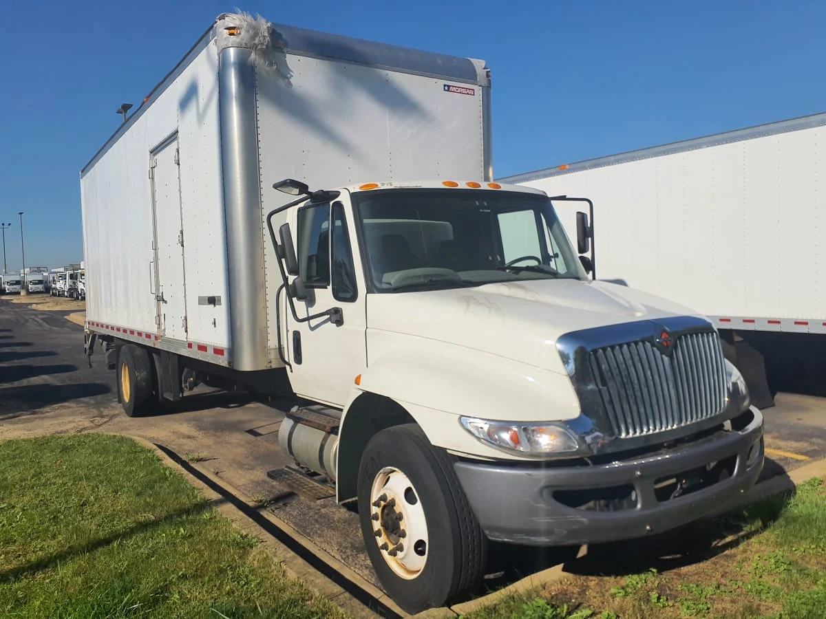 2019 International 4300 in Bolingbrook, IL — photo 3