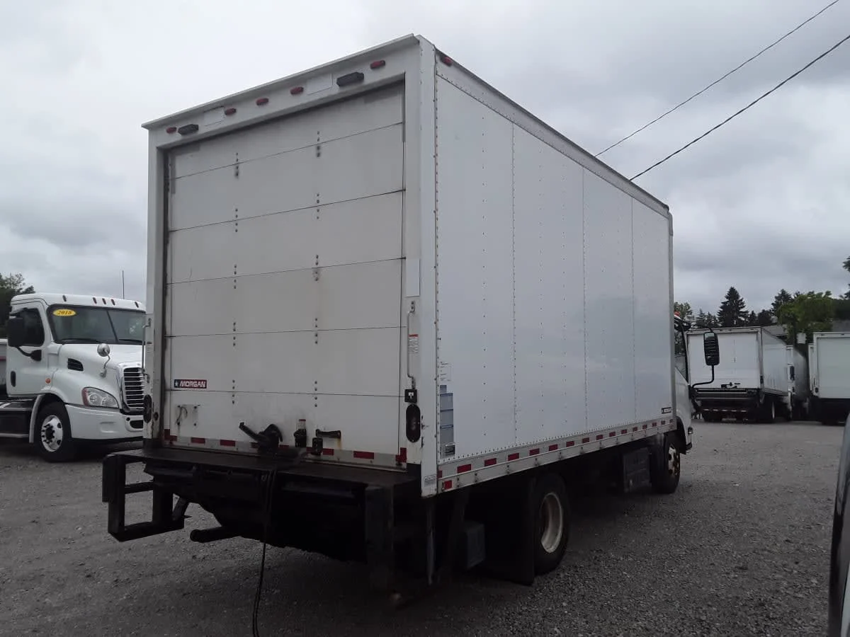 2017 Isuzu NPR - image 4