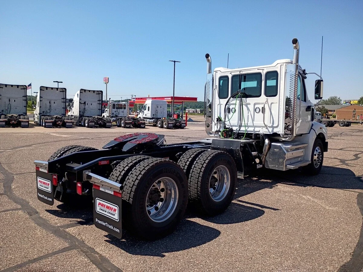 2027 Western Star 49X — photo 5