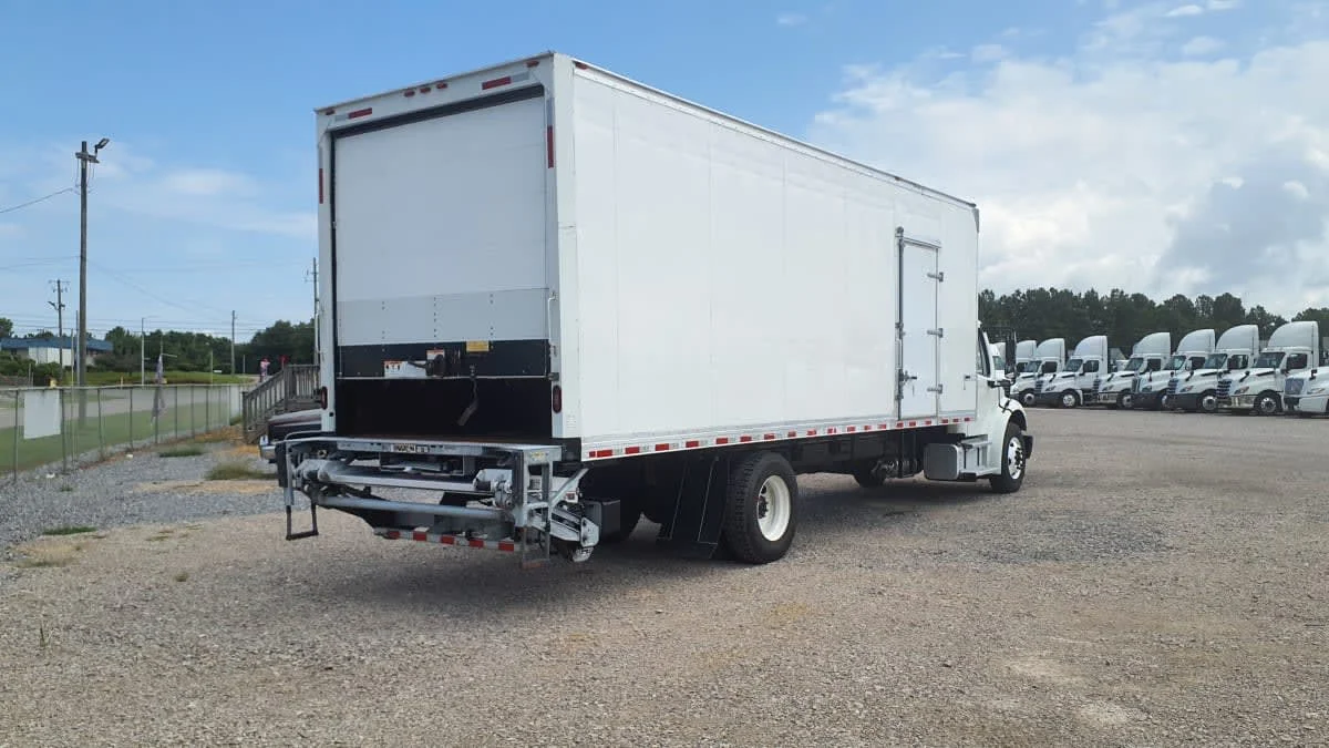 2021 Freightliner M2 106 in Birmingham, AL — photo 4