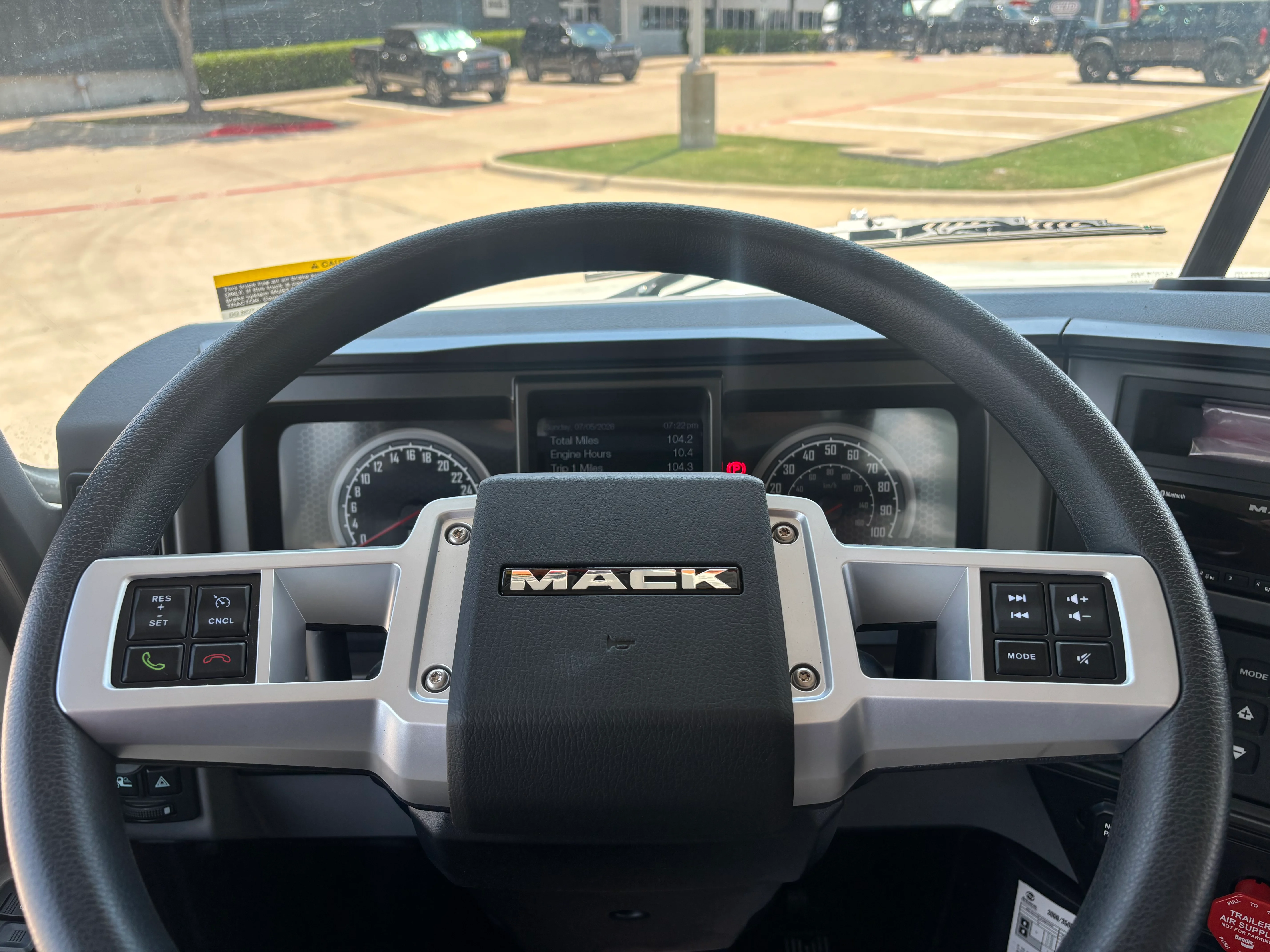 2026 Mack Granite in Dallas Irving Blvd, TX — photo 22