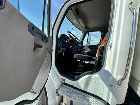 2024 Freightliner M2 106 in Springdale, AR — photo 14