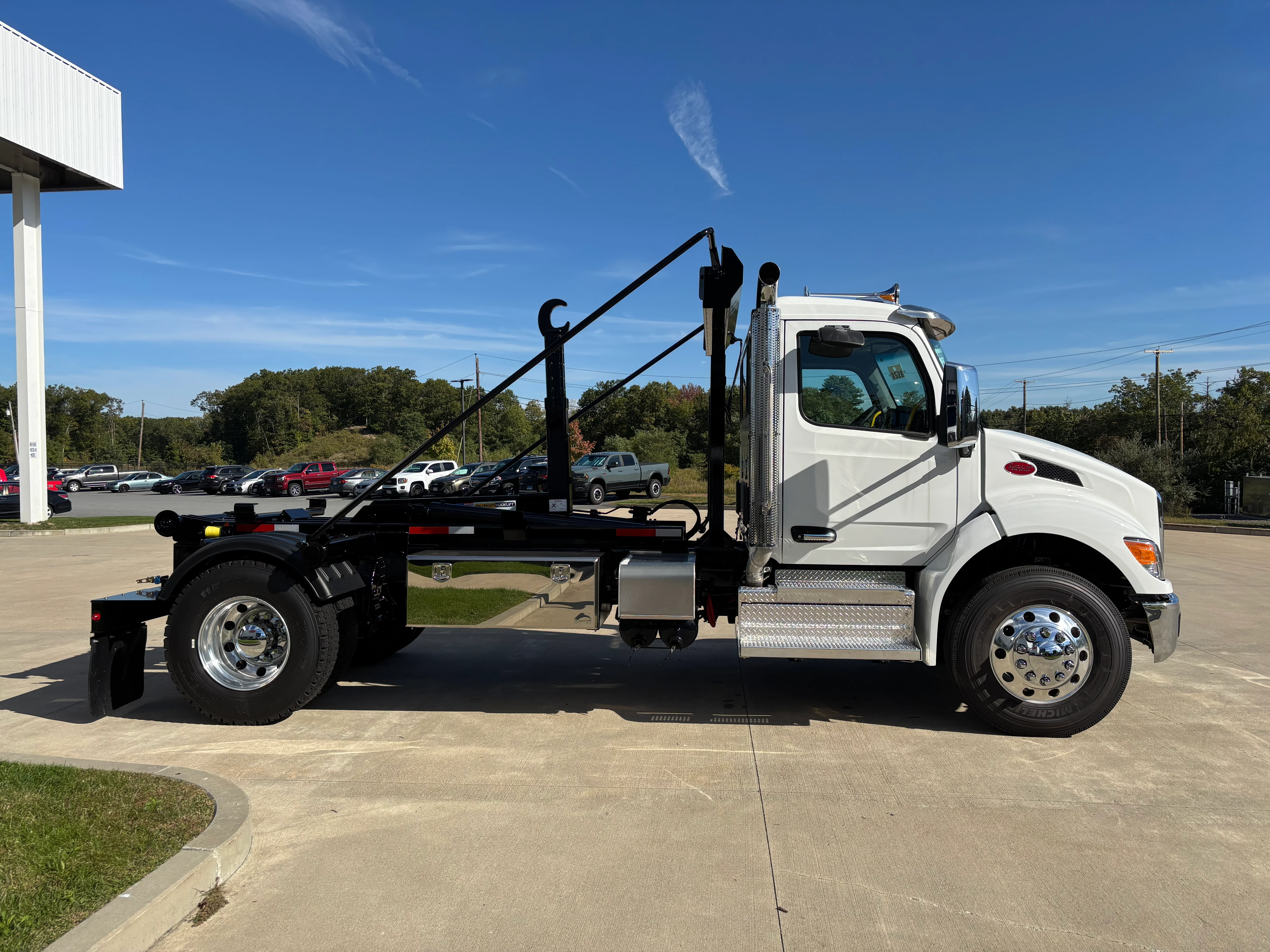 2025 Peterbilt 536 in Plainville, MA — photo 6