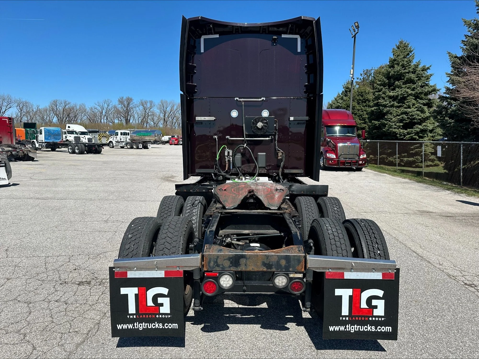 2020 Peterbilt 579 - image 4