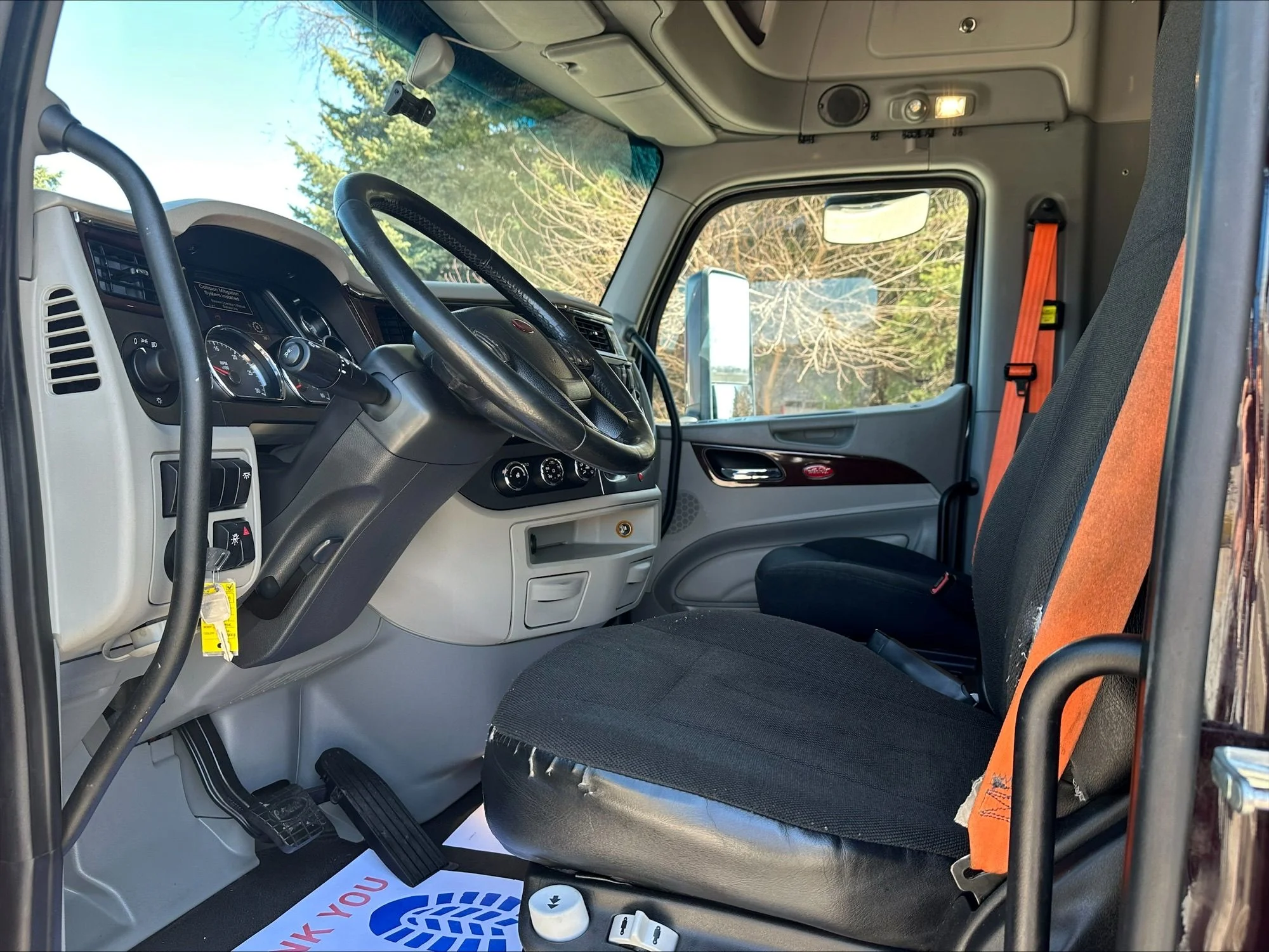 2020 Peterbilt 579 - image 7