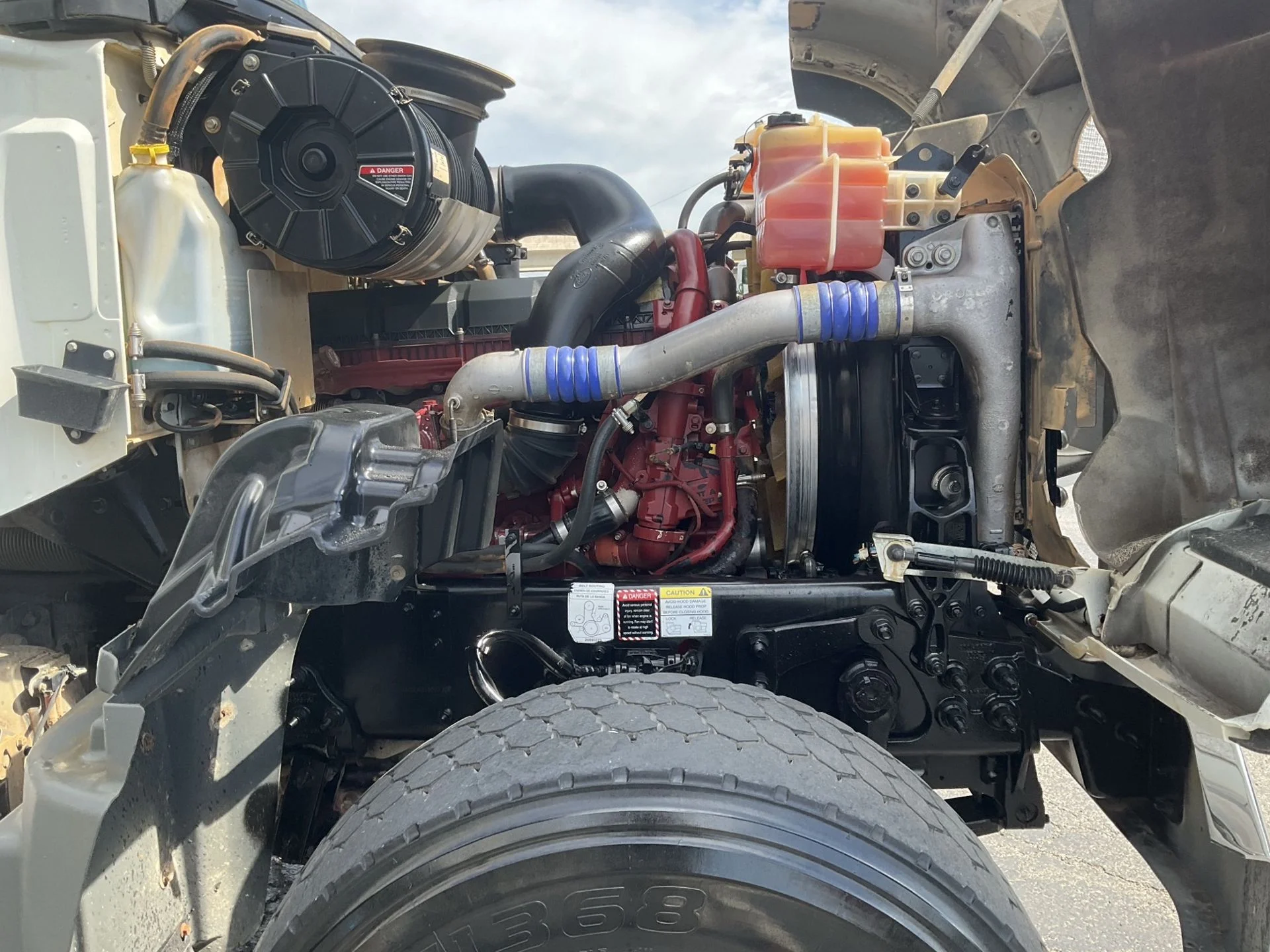 2020 Mack Granite - image 12